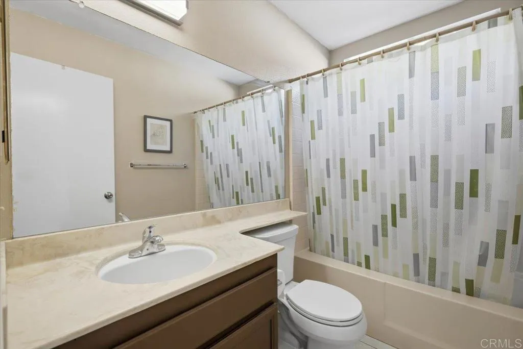 https://cdn.realtyfeed.com/cdn/127/307090446/7b39a730060c842f16cb3d61be7b9e8d.webp