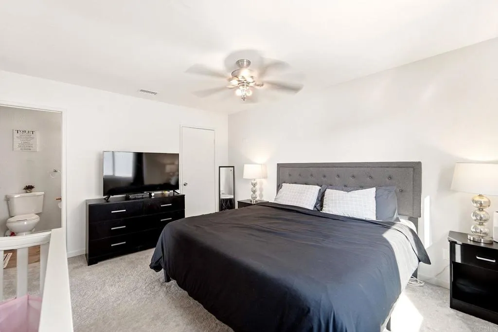 https://cdn.realtyfeed.com/cdn/127/307090461/815cbc81f7d180cc56eb261e76112f8d.webp