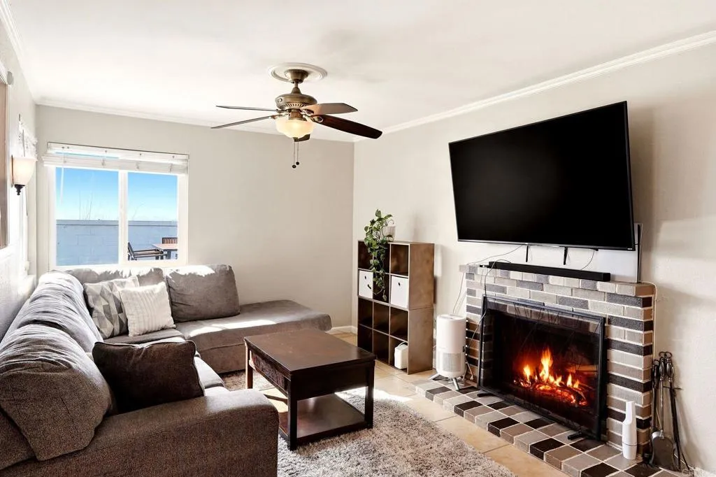 https://cdn.realtyfeed.com/cdn/127/307090461/eb70d1cb39c57ba3ddcaeb61988651d4.webp