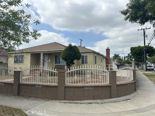 Compton, CA 90221
