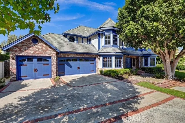Laguna Hills, CA 92653