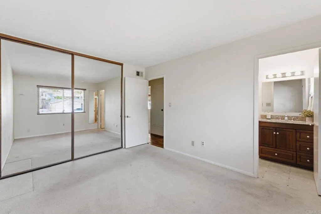 https://cdn.realtyfeed.com/cdn/127/307090525/f48942b1627cbe9146ca89cec7d093f9.webp
