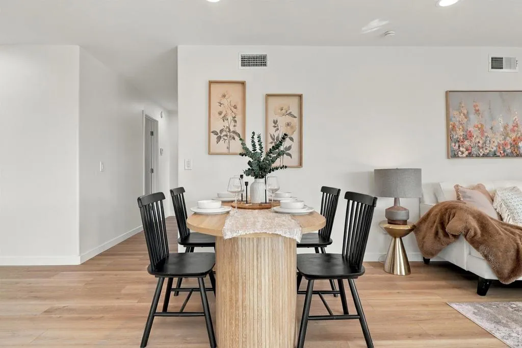 https://cdn.realtyfeed.com/cdn/127/307090599/14cdabd3123c74a263dacf1781d847c9.webp