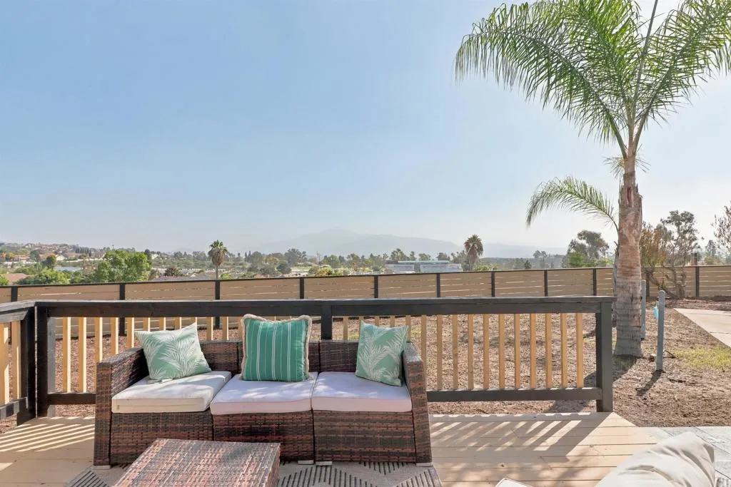 https://cdn.realtyfeed.com/cdn/127/307090599/244600a889909d3a8fd6adcbc3f9004d.webp