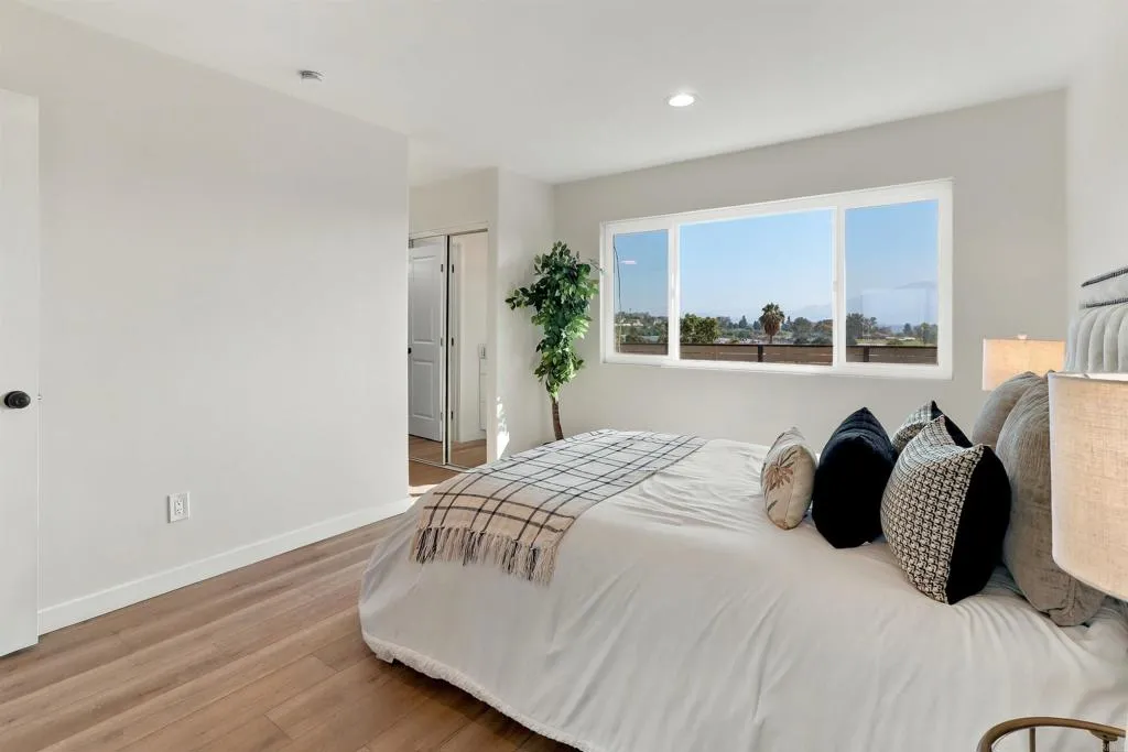 https://cdn.realtyfeed.com/cdn/127/307090599/c4dd6ea14e7a1c1c6f9aba2646d44fbb.webp