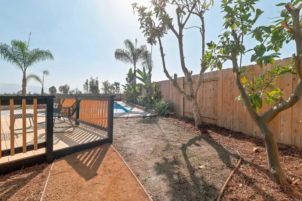 https://cdn.realtyfeed.com/cdn/127/307090599/ed9a0b9e63dd7bdaf1e51f78497eb4bb.webp