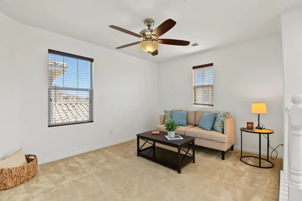 https://cdn.realtyfeed.com/cdn/127/307090609/663d6a2eef32921d2515ecf9fea56973.webp