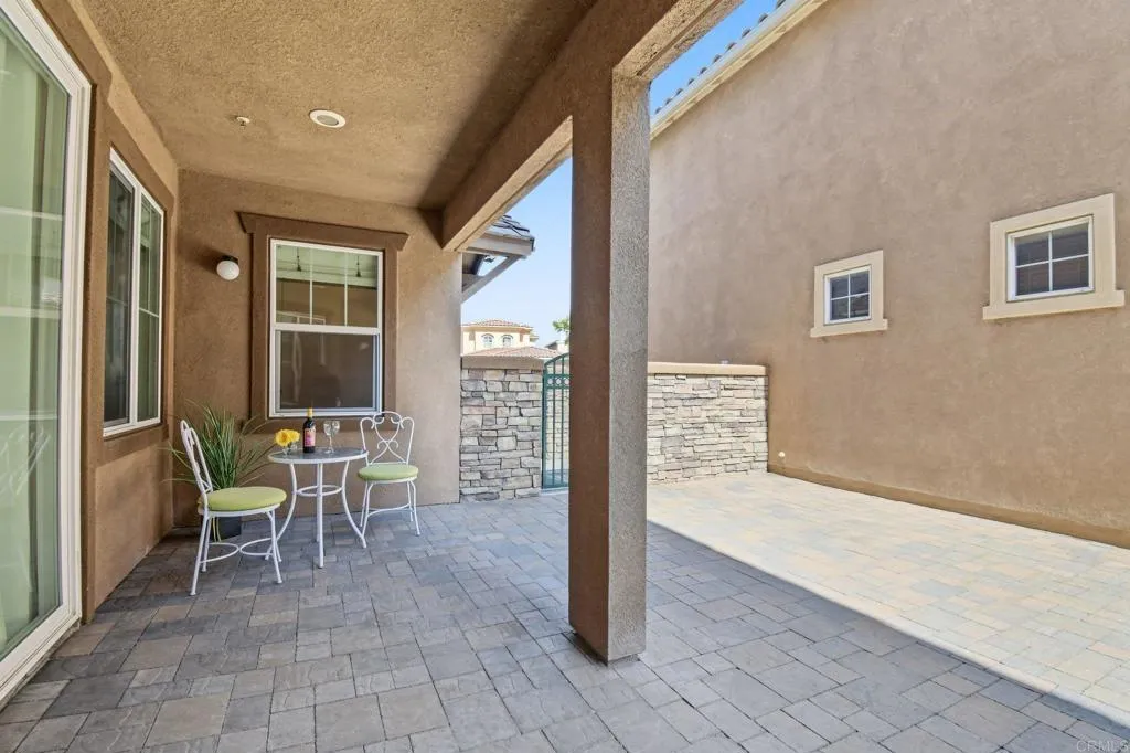 https://cdn.realtyfeed.com/cdn/127/307090609/ca51591c0d917859129d53168ad05fdc.webp