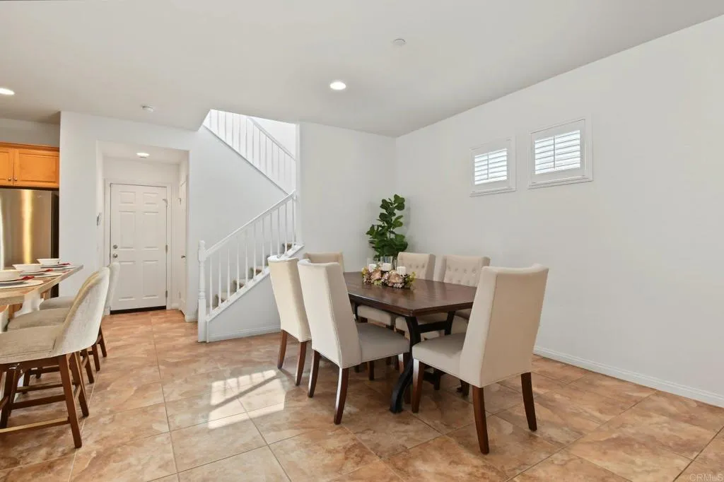 https://cdn.realtyfeed.com/cdn/127/307090609/e5c453991409d865ec4e87155e846fef.webp
