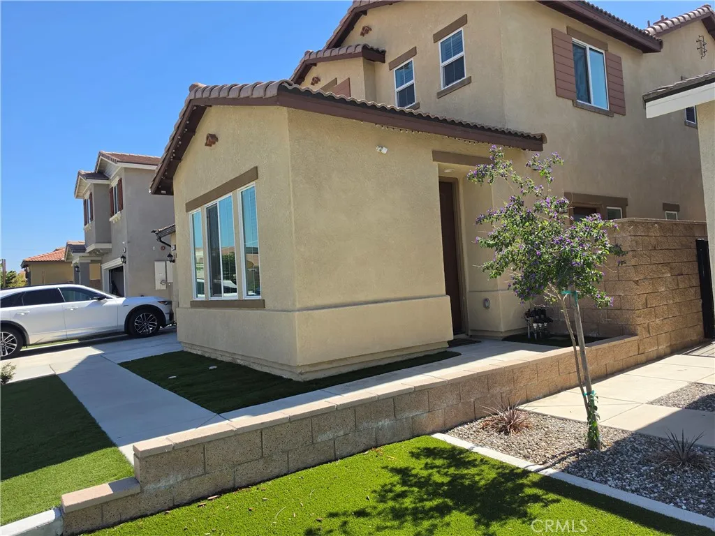 Fontana, CA 92336