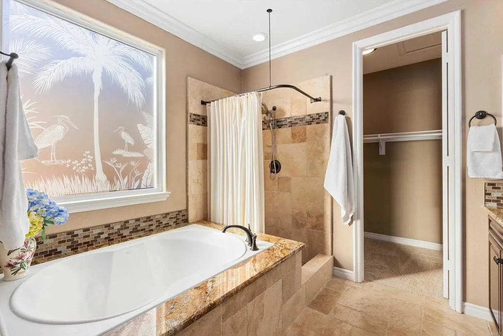 https://cdn.realtyfeed.com/cdn/127/307090628/0498004f4f9556bbcbca0db3e0530e21.webp