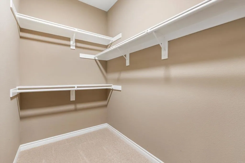 https://cdn.realtyfeed.com/cdn/127/307090628/32eadbdeb46906e7f4a6a3688aa52d62.webp