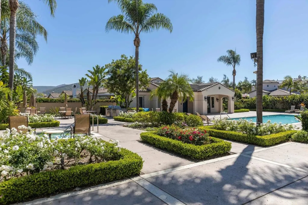 https://cdn.realtyfeed.com/cdn/127/307090628/3531fc17d0d7141d23cf8c49882dbff5.webp
