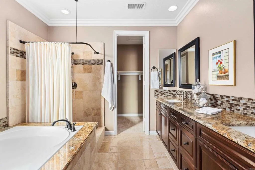 https://cdn.realtyfeed.com/cdn/127/307090628/6a78bdf7ec984f0acb6e7ec0f8ea7a12.webp