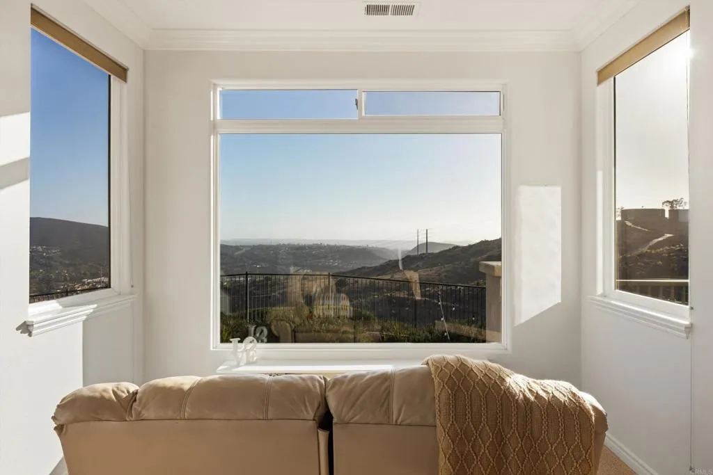 https://cdn.realtyfeed.com/cdn/127/307090628/9c4956e6b97543d42f5faf9d1717daae.webp