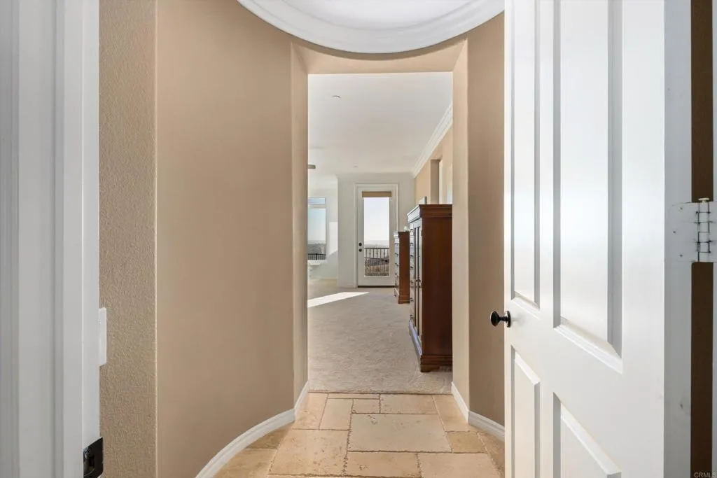 https://cdn.realtyfeed.com/cdn/127/307090628/a6ab6b5b82ef67ff23489a40efd42312.webp