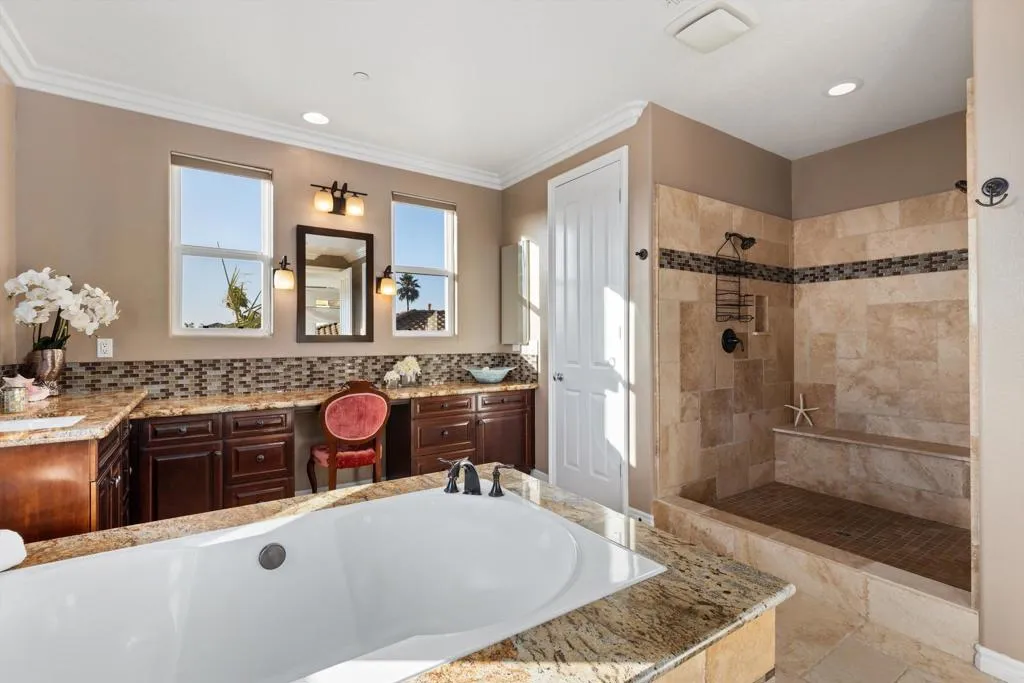 https://cdn.realtyfeed.com/cdn/127/307090628/fdcc0be15d98f21d7c055cfc50f9e04c.webp