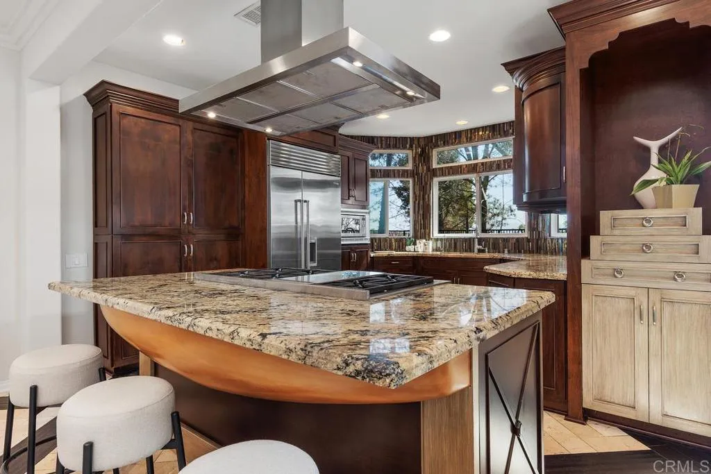 https://cdn.realtyfeed.com/cdn/127/307090636/a2b13a7ea73a020d13b87f15fdf0e942.webp