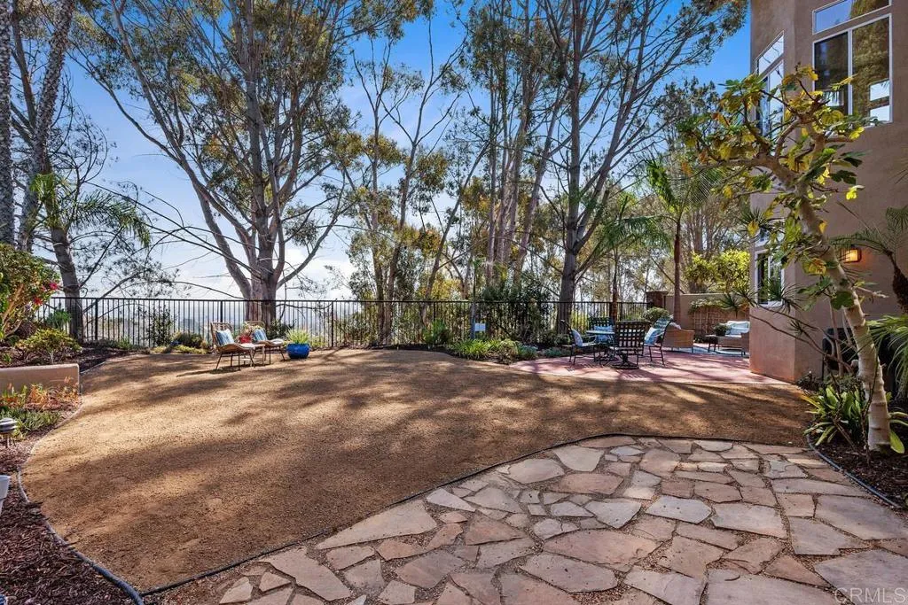 https://cdn.realtyfeed.com/cdn/127/307090636/e24bba86d2bb080fd4e9cc42511c5489.webp