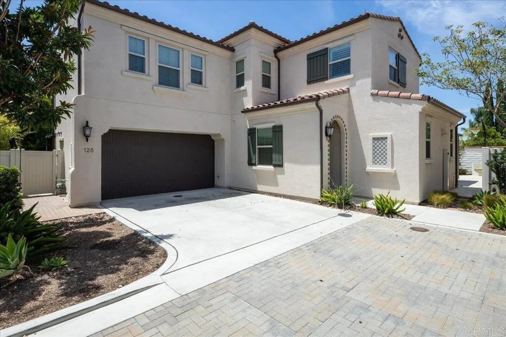 https://cdn.realtyfeed.com/cdn/127/307090645/0aabe76df19ea043fb3d15b6ceb2c23a.webp