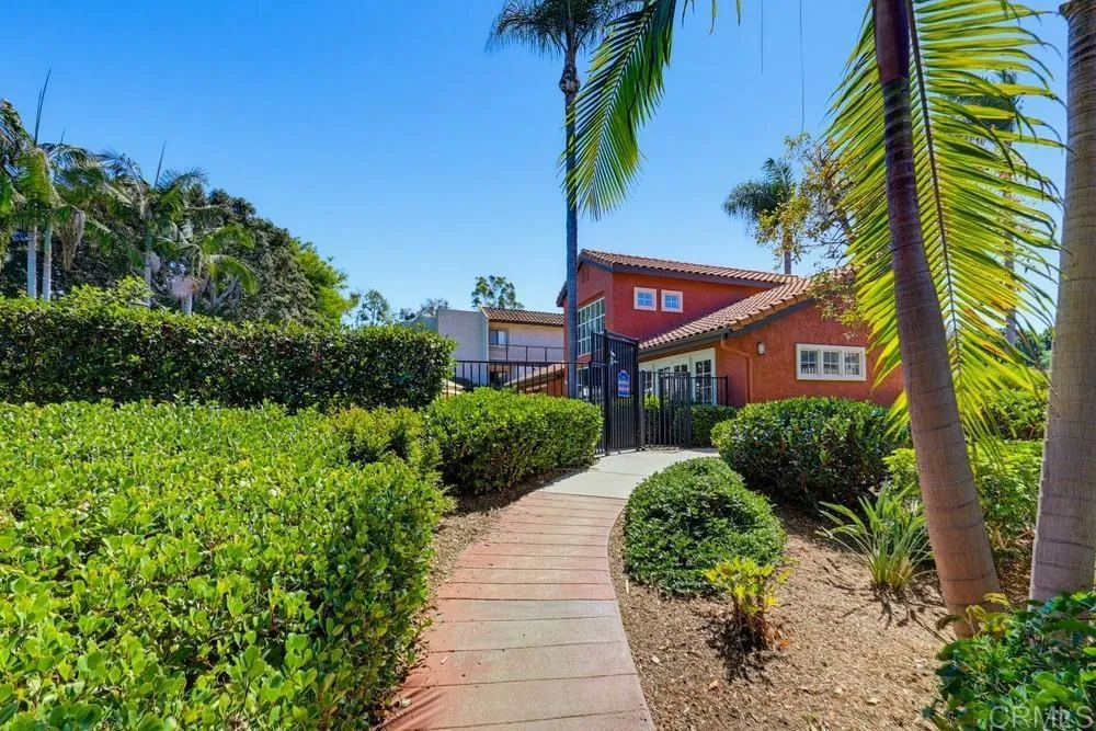 https://cdn.realtyfeed.com/cdn/127/307090654/2c504f60e9498f3644bd60d273db5ceb.webp