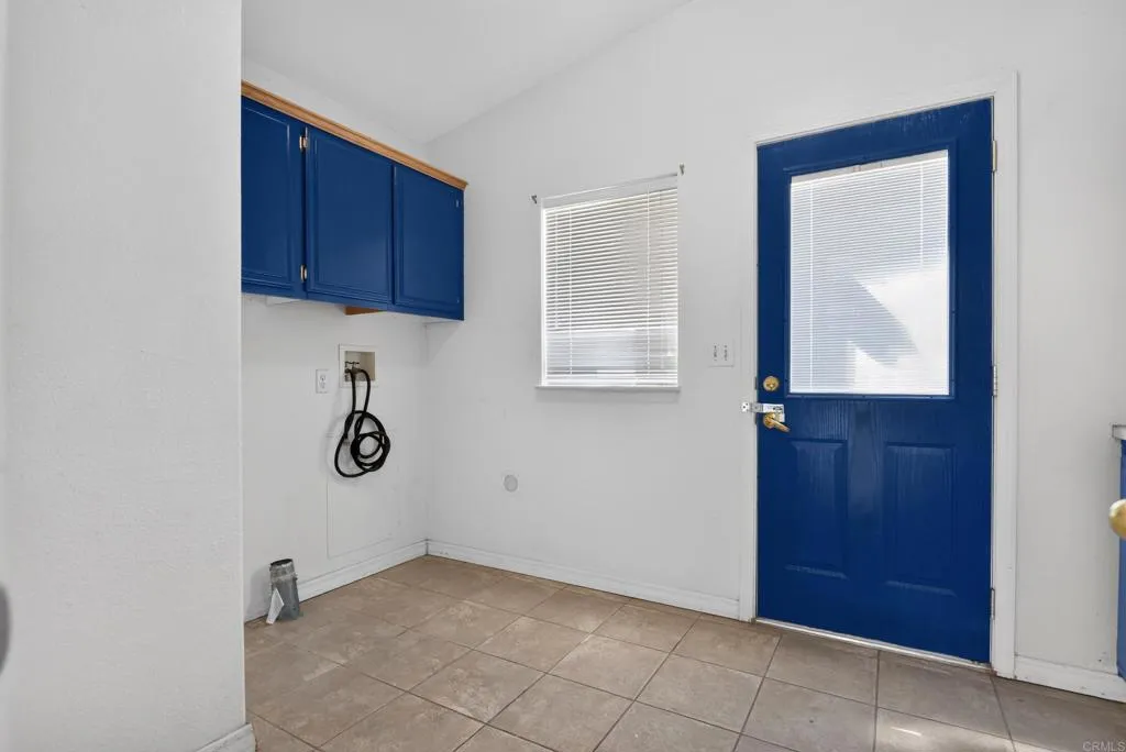 https://cdn.realtyfeed.com/cdn/127/307090686/18f02dd3c65d3ffb424f7890e859ce88.webp