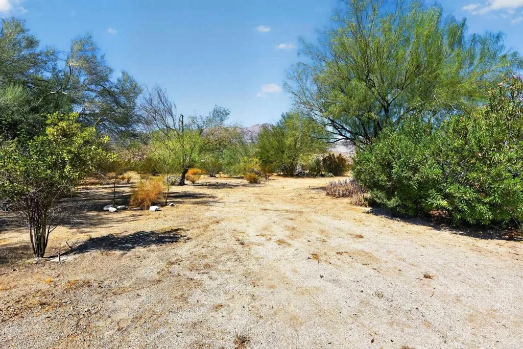 https://cdn.realtyfeed.com/cdn/127/307090686/2703721565aaad137c2025a1b586e977.webp