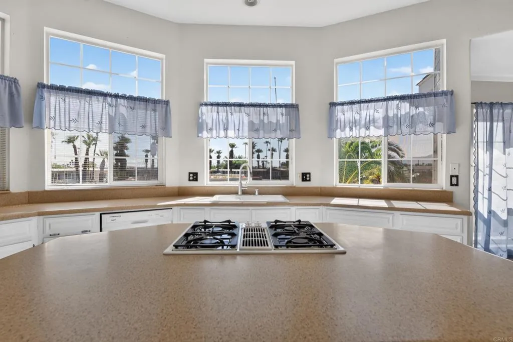 https://cdn.realtyfeed.com/cdn/127/307090686/7c3269a07adf424074505189b1106307.webp