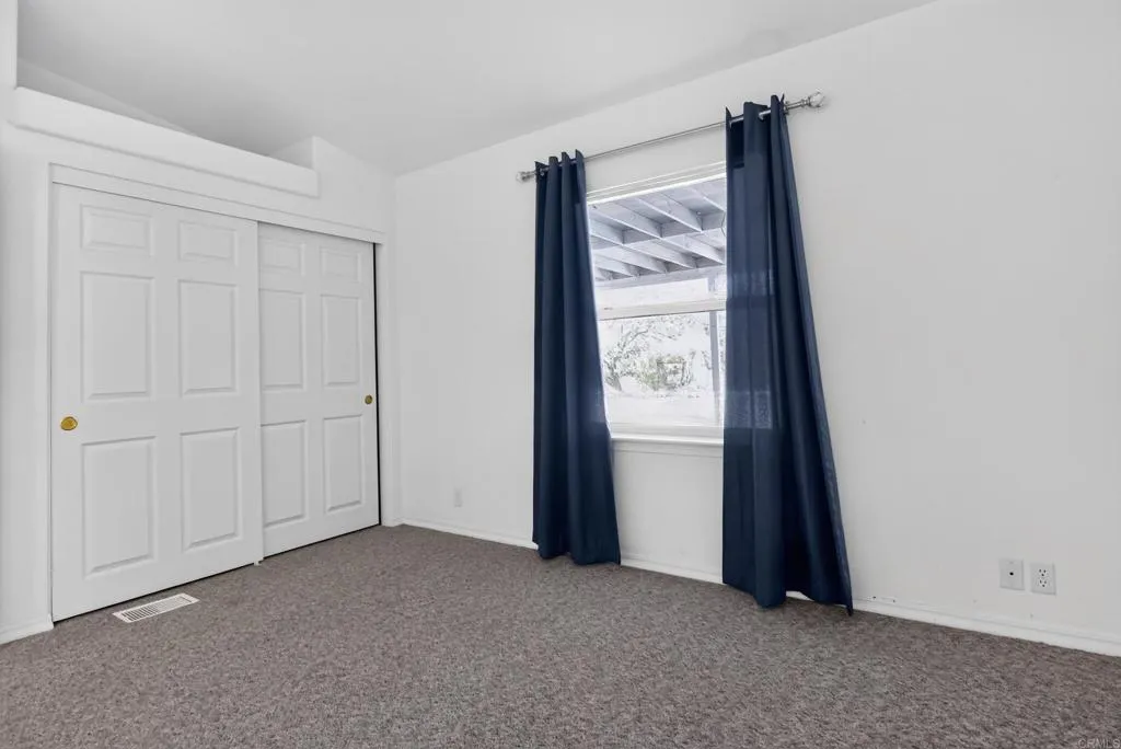 https://cdn.realtyfeed.com/cdn/127/307090686/9aef972da5a4a6fbe5c9fe6098ee7d3b.webp