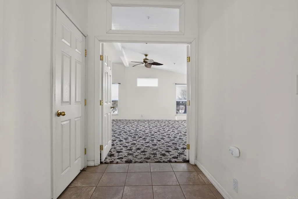 https://cdn.realtyfeed.com/cdn/127/307090686/b22bdf3150d9505d06fe3ff093f756c0.webp