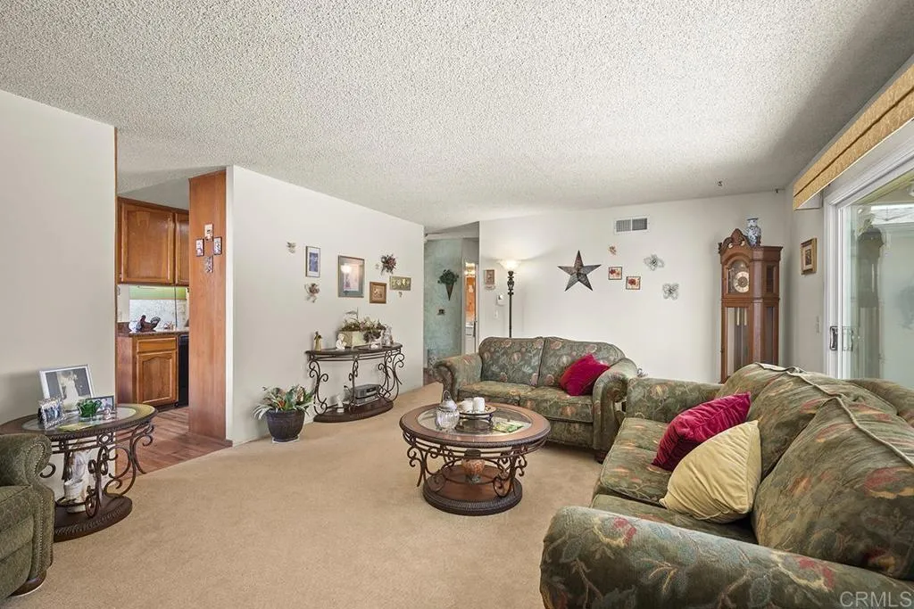 https://cdn.realtyfeed.com/cdn/127/307090758/4259e9774da655634a70a1d3196aafb8.webp