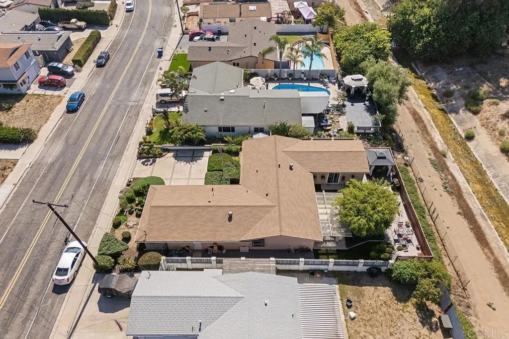 https://cdn.realtyfeed.com/cdn/127/307090758/4a6fa7c61565f50d528bce97d4c930b1.webp