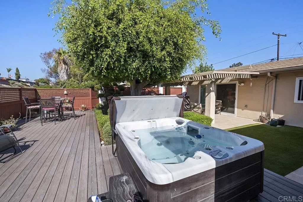 https://cdn.realtyfeed.com/cdn/127/307090758/ac3bafb1f8974a80ea3cc5e657d8ad10.webp