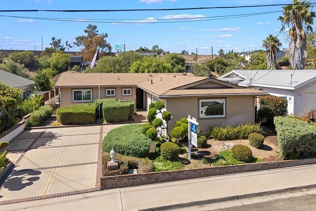 https://cdn.realtyfeed.com/cdn/127/307090758/c69d317690c3230db683951edc7e32d7.webp