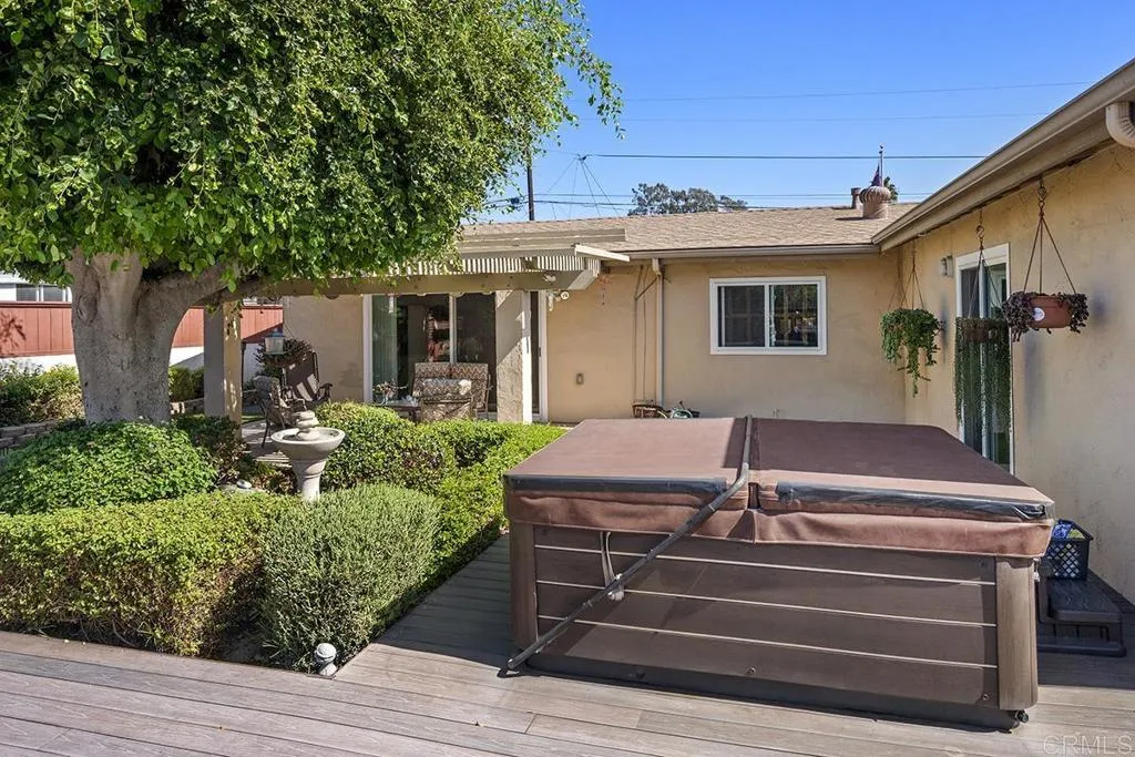 https://cdn.realtyfeed.com/cdn/127/307090758/dedbcf01ee53ff7eafb38c58a0f1fd14.webp