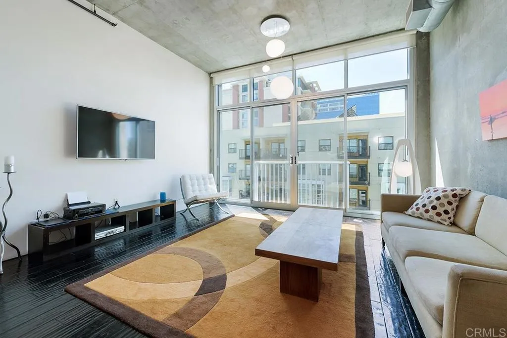 https://cdn.realtyfeed.com/cdn/127/307090792/41fd25e56127a86f8e5a0e73bcaf4131.webp