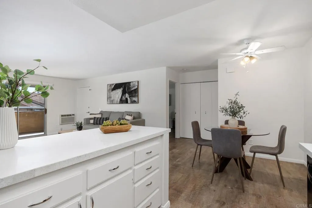 https://cdn.realtyfeed.com/cdn/127/307090794/0f89e917d15b7b00180895e7edd13bf0.webp