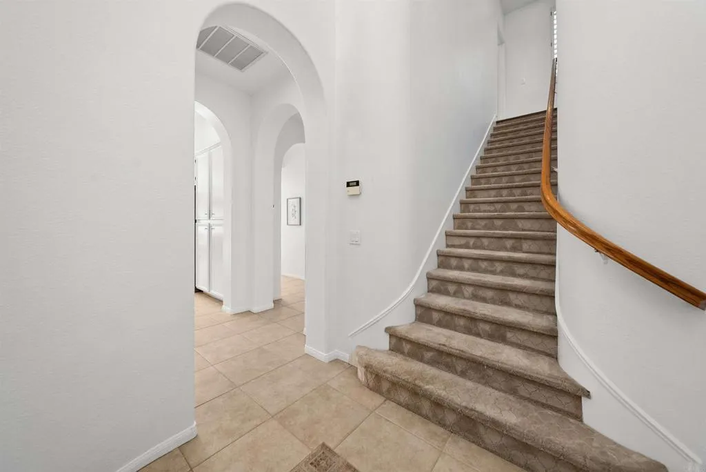 https://cdn.realtyfeed.com/cdn/127/307090862/0c93da17df3eaebeb04bbde523b90718.webp