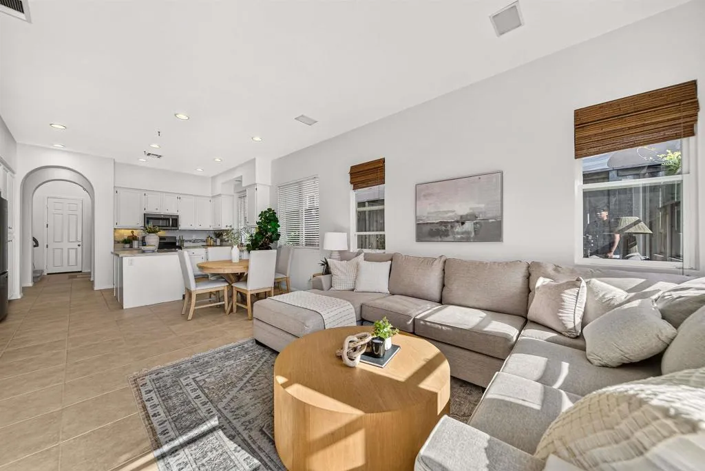 https://cdn.realtyfeed.com/cdn/127/307090862/103943c59b00927832a4c050f825b542.webp