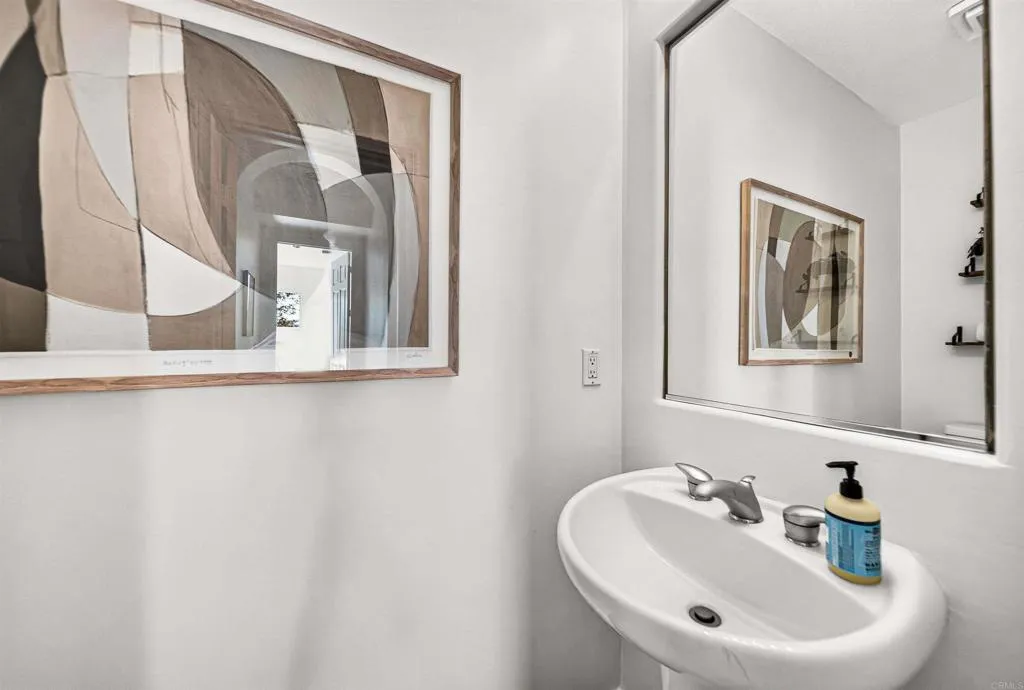 https://cdn.realtyfeed.com/cdn/127/307090862/6869836ece364a5b461f45b15b761e16.webp