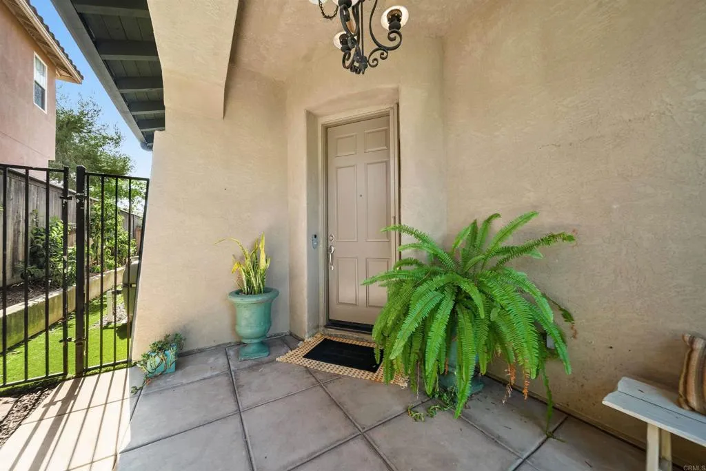 https://cdn.realtyfeed.com/cdn/127/307090862/89a9ce9c11f3b44aca1b9f6591fcbc68.webp