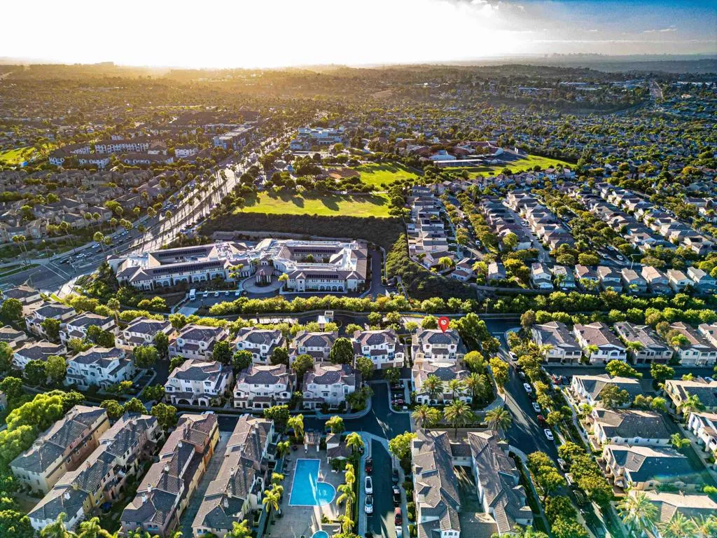 https://cdn.realtyfeed.com/cdn/127/307090865/2faeba4e4b19011e791c0a19cd79be05.webp