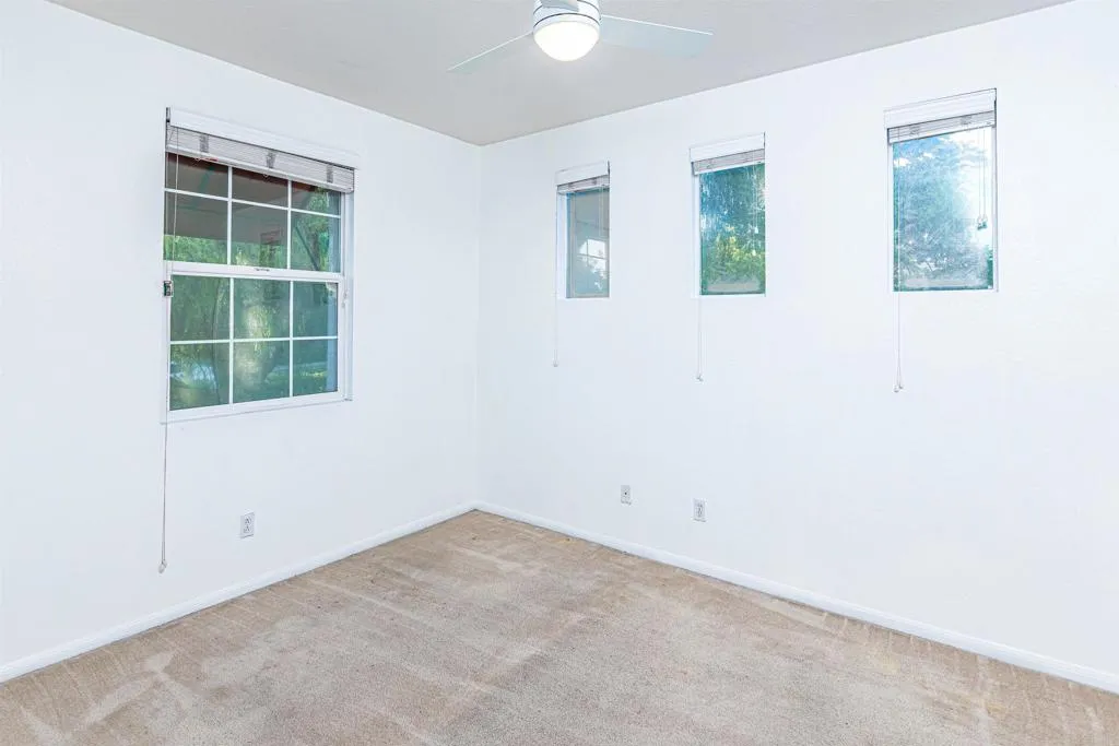 https://cdn.realtyfeed.com/cdn/127/307090865/5aad427f092dc215900039dc9aa6fa40.webp