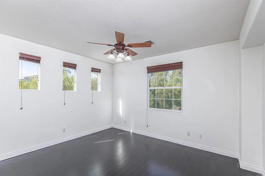 https://cdn.realtyfeed.com/cdn/127/307090865/8d88e493eff87576278f49a0baf8e7cc.webp