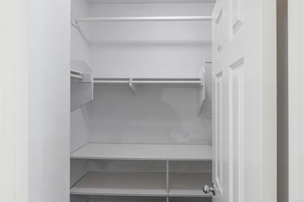 https://cdn.realtyfeed.com/cdn/127/307090865/cf617e3beb46e306f9073047fb308289.webp