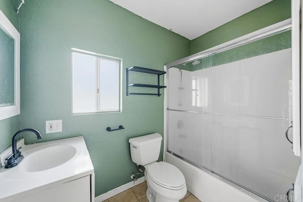 https://cdn.realtyfeed.com/cdn/127/307090871/f4fd3683a67dcd493feb8be246f712f2.webp