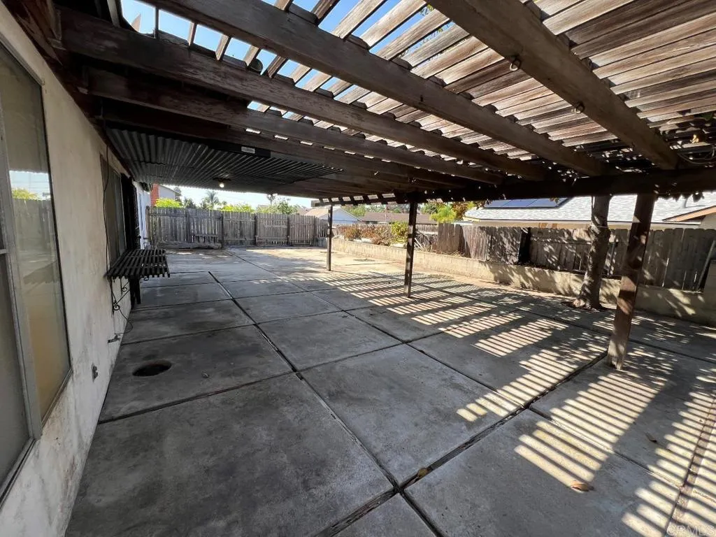 https://cdn.realtyfeed.com/cdn/127/307090972/f78074a5eef6ba0f17ca1ee79971e886.webp