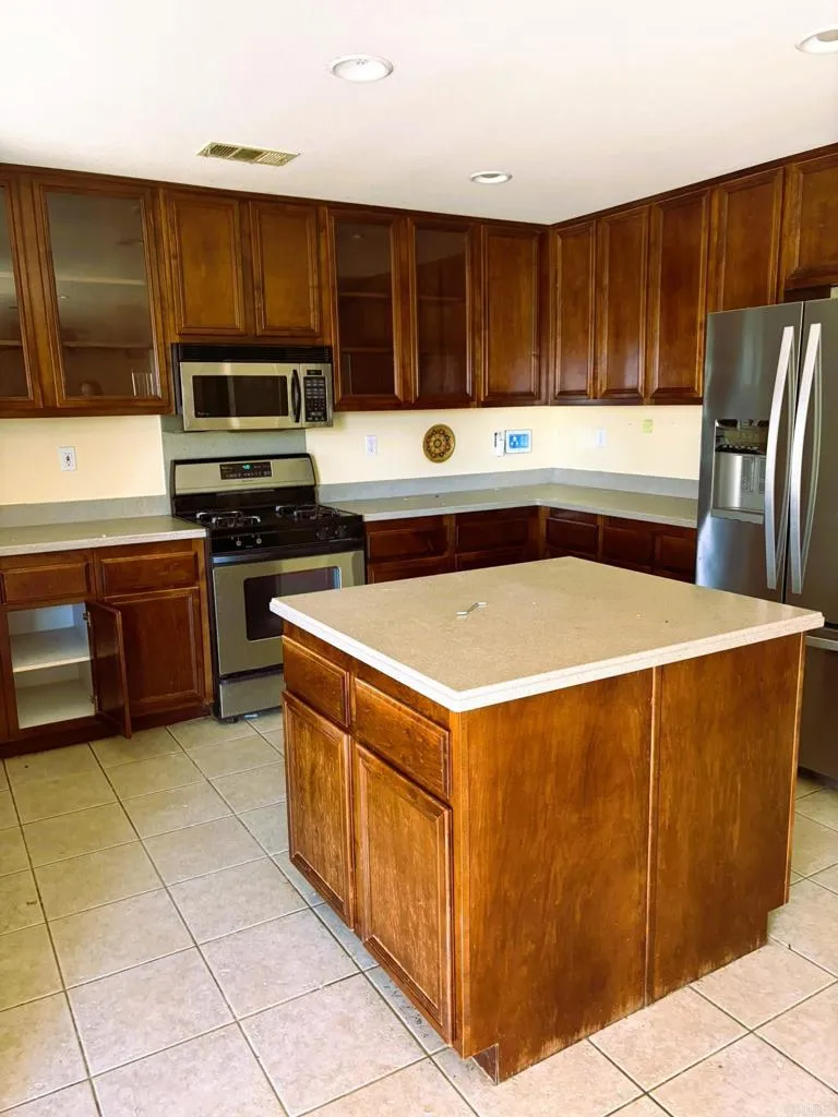 https://cdn.realtyfeed.com/cdn/127/307090983/69ee089a12e06c86d8bd26cf6e0e0508.webp