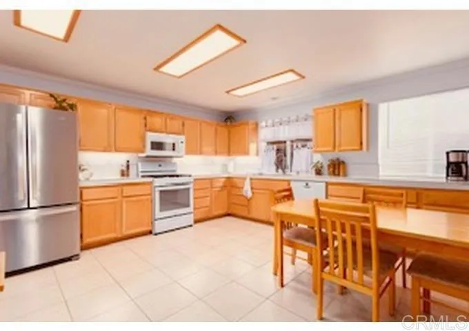 https://cdn.realtyfeed.com/cdn/127/307091020/ea3b461de2f010e2a7d088fcf24cc4d4.webp
