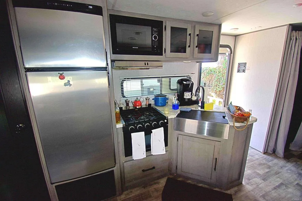 https://cdn.realtyfeed.com/cdn/127/307091080/325ce82518c18d42a7d8951cba379223.webp